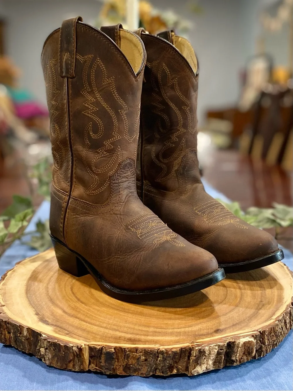 Cody James Boy’s Oiled Dust Brown Full-Grain Leather Western Boots Size 1